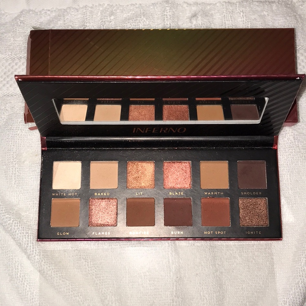 Hush (Bad Habit) eyeshadow palette inferno